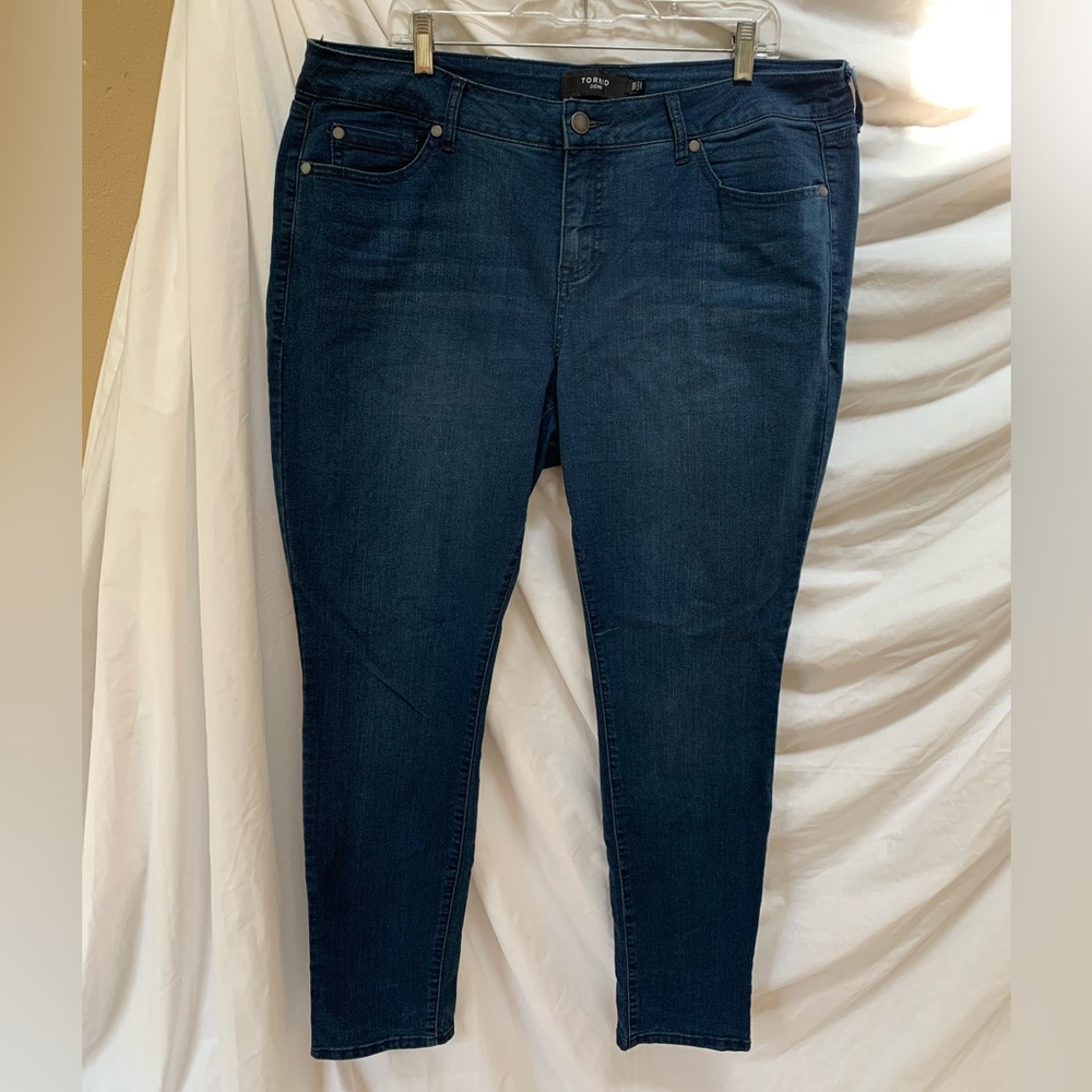 TORRID Dark Blue Stretch Jeans 18 R plus size
